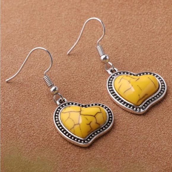 Heart drop earrings - Picture 3 of 4